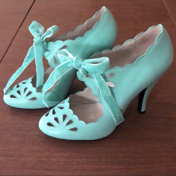 🏆HP🏆Mojo Moxy Buffy, size 10M - Picture 3 of 8